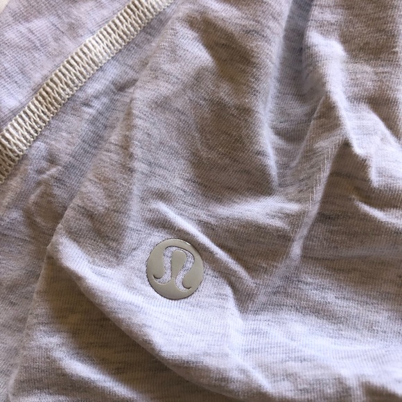 Lululemon All Tied Up Tank Top Open Tie Back Heathered White Heather 6 Small - Picture 8 of 8